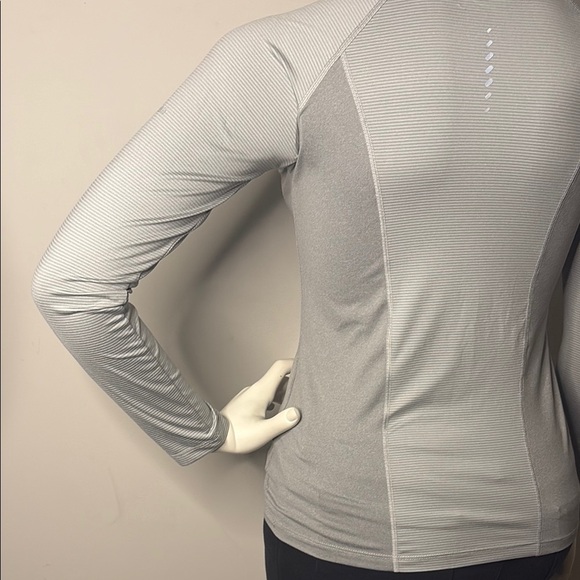 Columbia - Picture 5 of 9